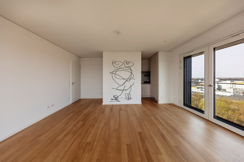 210503-WWH-T2-16-01-049